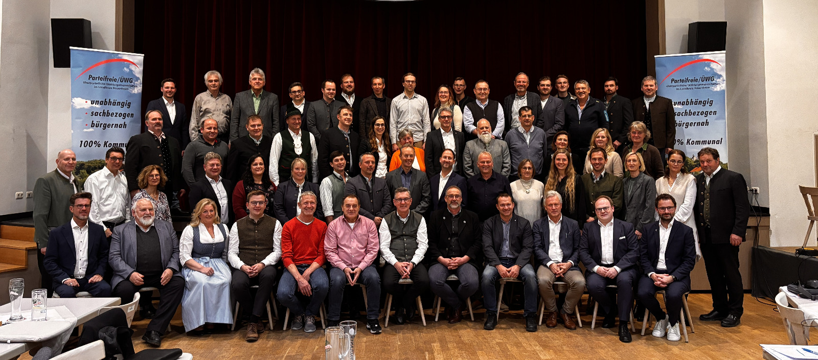 Du betrachtest gerade Aus den Rathäusern in den Kreistag – Parteifreie/ÜWG geben den Gemeinden im Landkreis Rosenheim eine starke Stimme