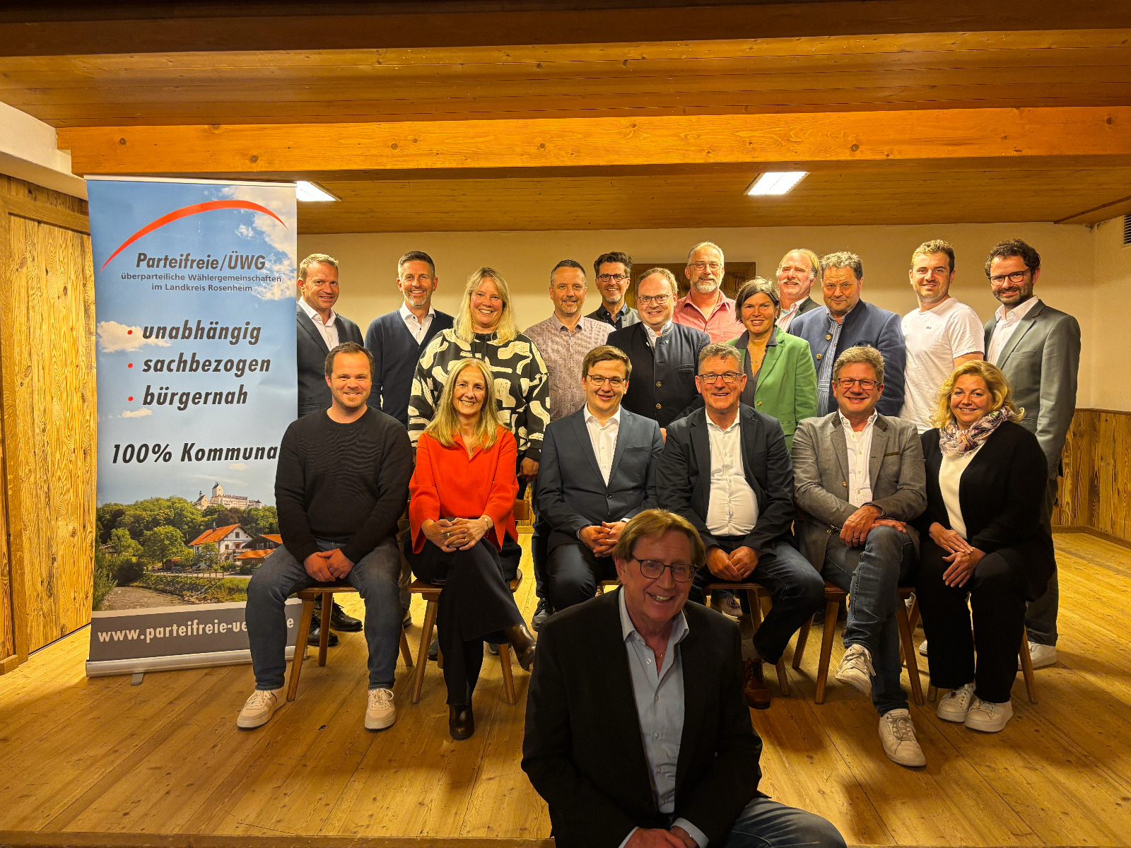 Mehr über den Artikel erfahren Parteifreie/ÜWG mit ehrlicher Wahlbilanz und stolzen Erfolgen in den Kommunen